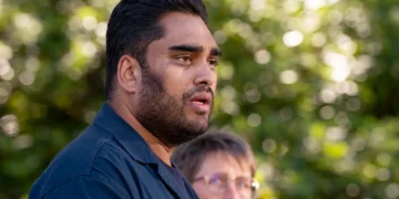 سیکاندر صدیق پاکستانی زیر ذره‌بین؛ سیاستمدار دانمارکی او را «خطرناک» خواند