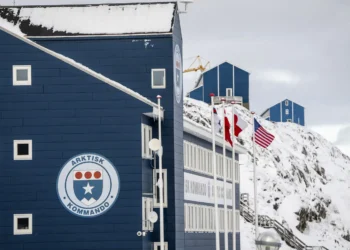 سقوط هواپیمای کانادایی در گرینلند دانمارک