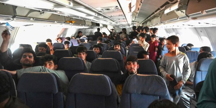 بیست کشور اروپایی به صورت مشترک خواستار اخراج اجباری افعان های غیر قانونی از اروپا شدند