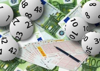 زن دانمارکی ساکن شهر آرهوس پس از دو ماه فهمید برنده یک میلیون کرون شده