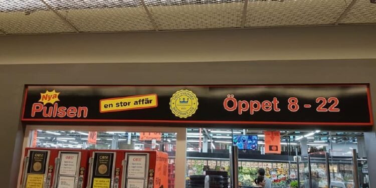 پایان یک دوره: آخرین فروشگاه مواد غذایی «پولسن» در روتبرو به تاریخ می‌پیوند