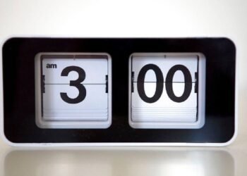 ساعت رسمى دانمارک از ۲۶ اکتبر یک ساعت به عقب کشیده میشود