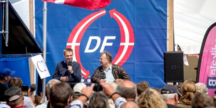 حزب مردم دانمارک خواستار توقف کامل اعطای شهروندی به مهاجران شد