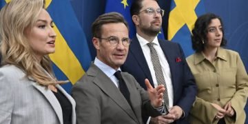 نخست وزیر سوئد: بودجه بیشتر برای سخت‌تر کردن قوانین تابعیتنخست‌وزیر سوئد، اولف ک…
