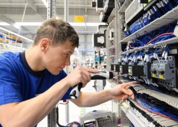 افزایش چشمگیر علاقه جوانان در دانمارک به تحصیلات فنی