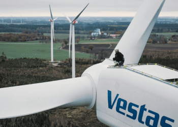 شرکت وِستاس دانمارک، ساخت کارخانه در لهستان را متوقف کرد