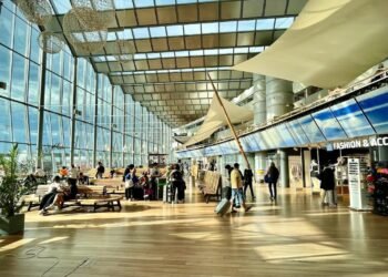 جریمه سنگین، پیامد همراهی عاشقانه در فرودگاه آرلاندا استکهلم