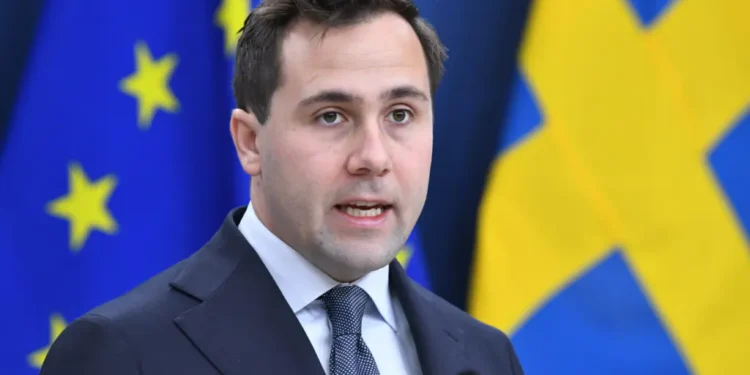 دوساوزیر همکاری‌های توسعه‌ای و تجارت خارجی: کمک‌های سوئد به سازمانی نزدیک به حماس رسیده است