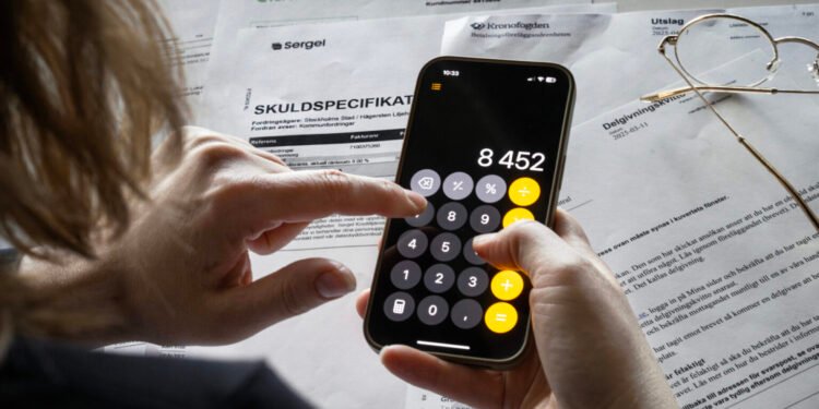 یک سرویس دیجیتالی جدید برای کمک به خانواده هایی که در سوئد دچار بدهی هستند