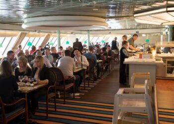 شکایت یک رستوران از مشتری که چهار استیک به قیمت 129 کرون خورده بود