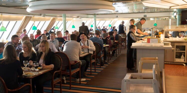 شکایت یک رستوران از مشتری که چهار استیک به قیمت 129 کرون خورده بود