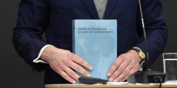 لغو اقامت دائم، حاکمیت قانون را در سوئد تهدید می کند