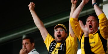 احزاب مخالف به نفع دولت و SD رد می شوند