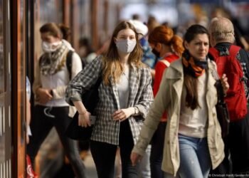 اضطراب در خیابان های آلمان گسترش می یابد؟ نیمی از جمعیت احساس ناامنی می کنند