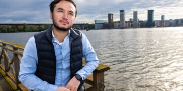 فرزان، پس از ده سال اقامت در سوئد، “کشور دیگر آن چیزی نیست که بود”