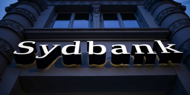 سه بانک بزرگ دانمارک با هم ادغام می‌شوند