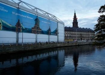 دانمارک پارلمانش را باز می‌کند! هر سال، اولین سه‌شنبه اکتبر، سال پارلمانی شروع …