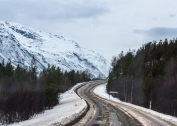 زمان تعویض لاستیک زمستانی در نروژ فرا رسیده!