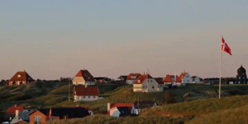 بیکاری در مناطق دورافتاده دانمارک کاهش یافت، ولی مردم نمی‌روند