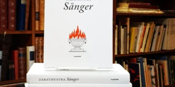 انتشار سروده‌های زرتشت به زبان سوئدی