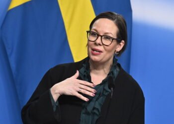 وزارت خارجه سوئد محدودیت سفر به فلسطین و اسرائیل را کاهش داد