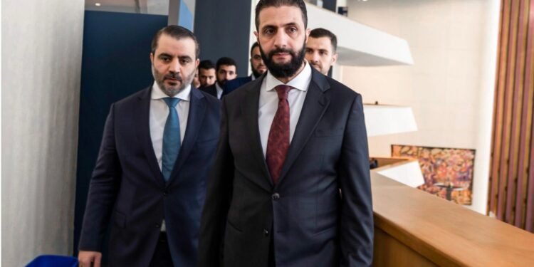 احمد الشرع رئیس جمهور سوریه از کاخ سفید بازدید و با ترامپ دیدار کرد