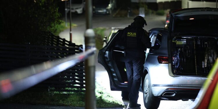 انفجار در مقابل خانه ای در شمال استکهلم