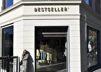 اتهامات جدید علیه کارخانه‌های تولید لباس برای برند دانمارکی