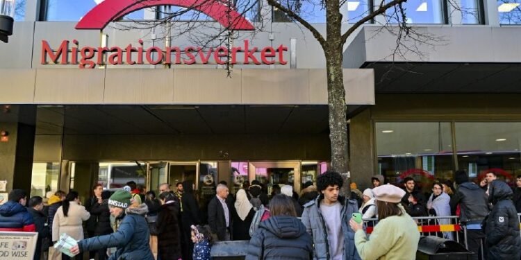 سوئد قانون جدیدی برای سختتر شدن شرایط پذیرش پناهجویان تصویب کردپارلمان سوئد قان…