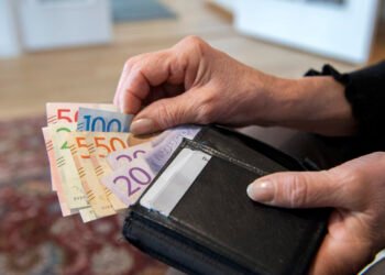 اصلاحات ژوئیه در سوئد؛ چه کسانی بیشترین بهره را از کاهش‌های جدید می‌برند؟