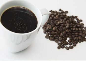 نوشیدن روزانه پنج فنجان قهوه ممکن است خطر سرطان کبد را کاهش دهد