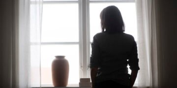 کارمند گوگل پس از محکومیت به تلاش برای قتل همسرش، علیه اخراج خود شکایت کرد